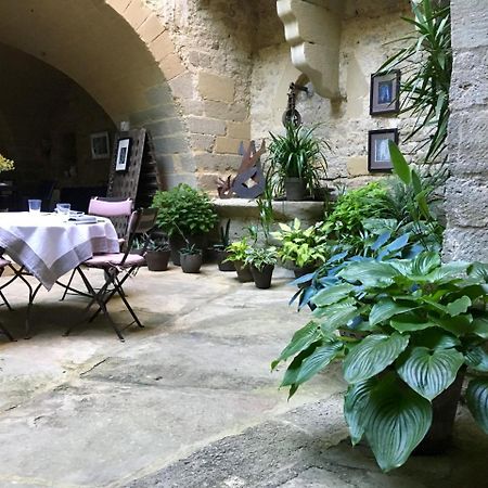 Monte Arena Bed and Breakfast Montaren-et-Saint-Médiers Esterno foto
